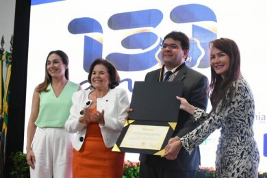 Personalidades nacionais e locais são homenageadas durante comemoração pelos 131 anos da Jucepi