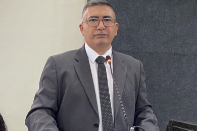 Vereador Marcos Buriti pede a remarcação das bancas da feira livre de Picos