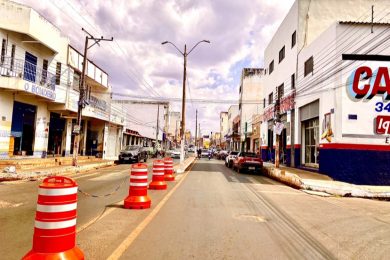 Réveillon: Comércio de Picos funcionará até sábado