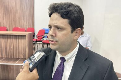 Dr. Eriberto convoca audiência pública para debater atendimento nos cartórios de Picos