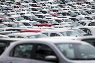 Senado aprova isenção de IPVA para carros com mais de 20 anos