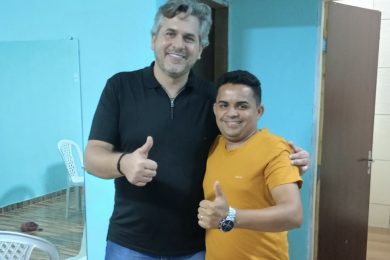 Liderança Elton Gomes recebe pré-candidato a Prefeito Pablo Santos e vereador Filomeno Portela