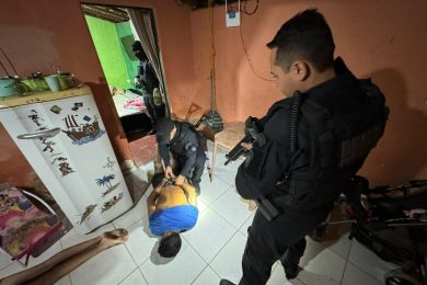 Polícia deflagra operação Draco 117 contra facções criminosas
