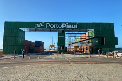 Obras da sede administrativa do Porto Piauí avançam