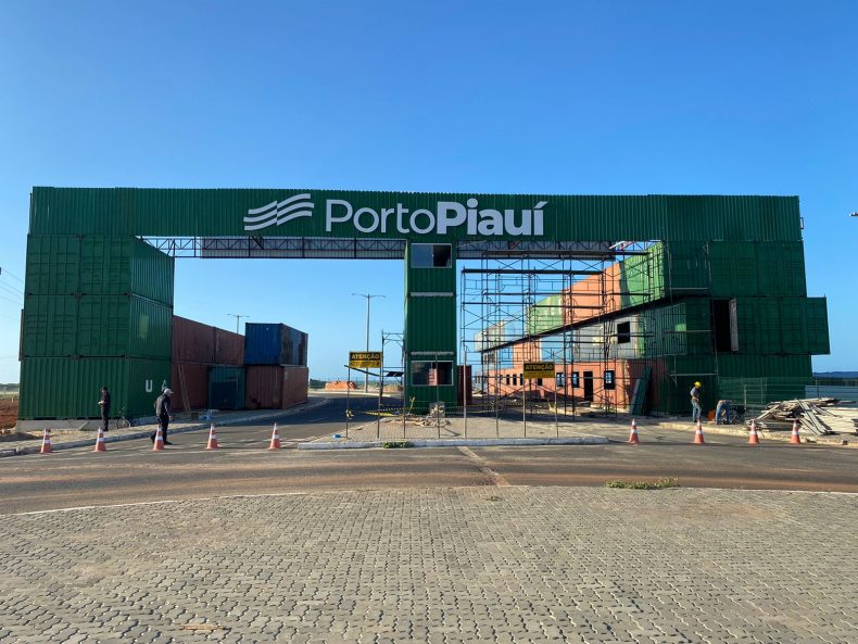 Obras da sede administrativa do Porto Piauí avançam