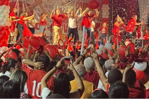 Carreata e comício reúnem multidão em apoio a Erivaldo Lopes e Giovan Sousa em Santo Antônio de Lisboa