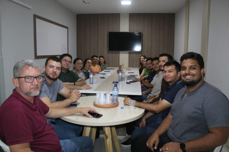 Equipe de transição do prefeito eleito Marciano Macêdo se reúne para discutir estratégias de trabalho