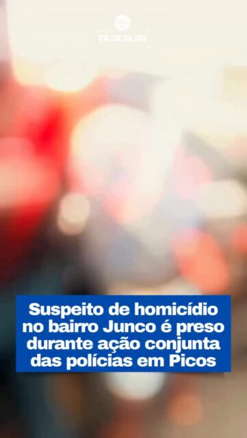 O que começou como um encontro entre conhecidos terminou em um homicídio na manhã desta quinta-feira (23), no bairro Junco, em Picos. A vítima, identificada popularmente como “Nego Adão”, foi esfaqueada após uma discussão e morreu depois de dar entrada no hospital.

Segundo as informações apuradas pelas forças de segurança, os envolvidos consumiam bebidas alcoólicas quando houve um desentendimento. Durante a confusão, o suspeito teria sacado uma faca e atingido a vítima com vários golpes.

O Serviço de Atendimento Móvel de Urgência (SAMU) foi acionado, realizou os primeiros atendimentos ainda no local e encaminhou o homem para uma unidade hospitalar. Apesar dos esforços da equipe médica, ele não resistiu à gravidade dos ferimentos.

Logo após o crime, policiais da Força Tática do 4º BPM e da Delegacia de Homicídios, Tráfico de Drogas e Facções (DFHT) iniciaram uma operação para identificar e capturar o autor.

As diligências seguiram durante todo o dia e, por volta das 17h, os policiais localizaram o suspeito nas proximidades da Praça do Hospital Regional Justino Luz, onde ele foi preso sem oferecer resistência.

O homem foi encaminhado à Central de Flagrantes de Picos, onde foram adotados os procedimentos legais. A Polícia Civil dará continuidade às investigações para esclarecer todos os detalhes que levaram ao crime.

Siga: @portaltodeolho