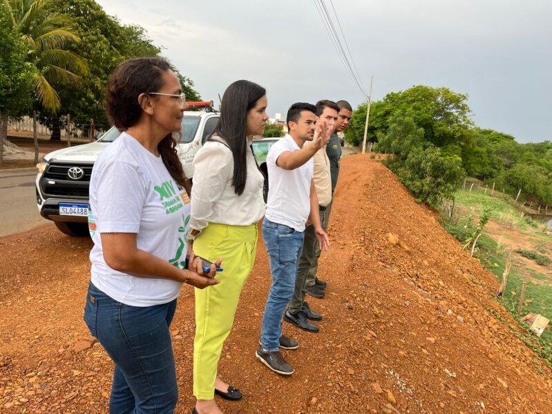 Semarh e Semam realizam vistoria no curso rio Guaribas, em Picos