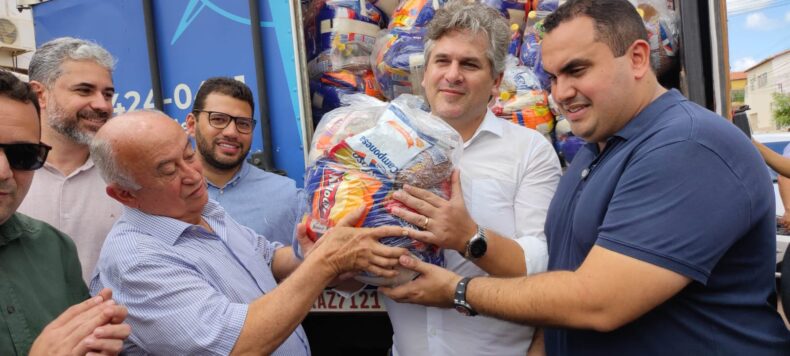 Picos recebe 100 toneladas de alimentos para vítimas das enchentes