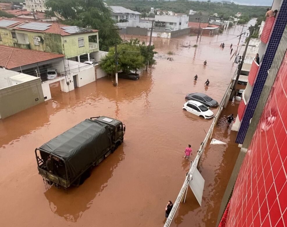 Parceria entre Secretaria de obras e CREA elabora plano para recuperação de Picos