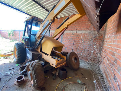 Gestão do Prefeito Marciano Macêdo encontra escolas com estruturas comprometidas e veículos sucateados em Aroeiras do Itaim