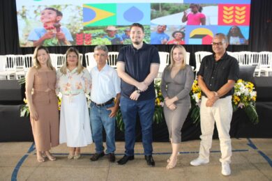 Prefeito Dr. Abimael Lima participa de evento de lançamento do programa ‘Acredita no Primeiro Passo’