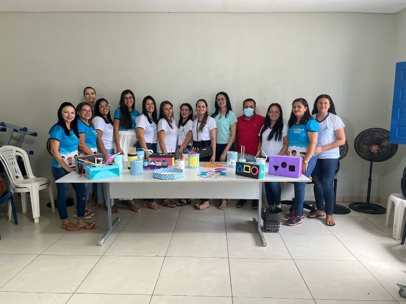 Equipe do Programa Criança Feliz promove atividades para estimular coordenação motora e concentração de crianças