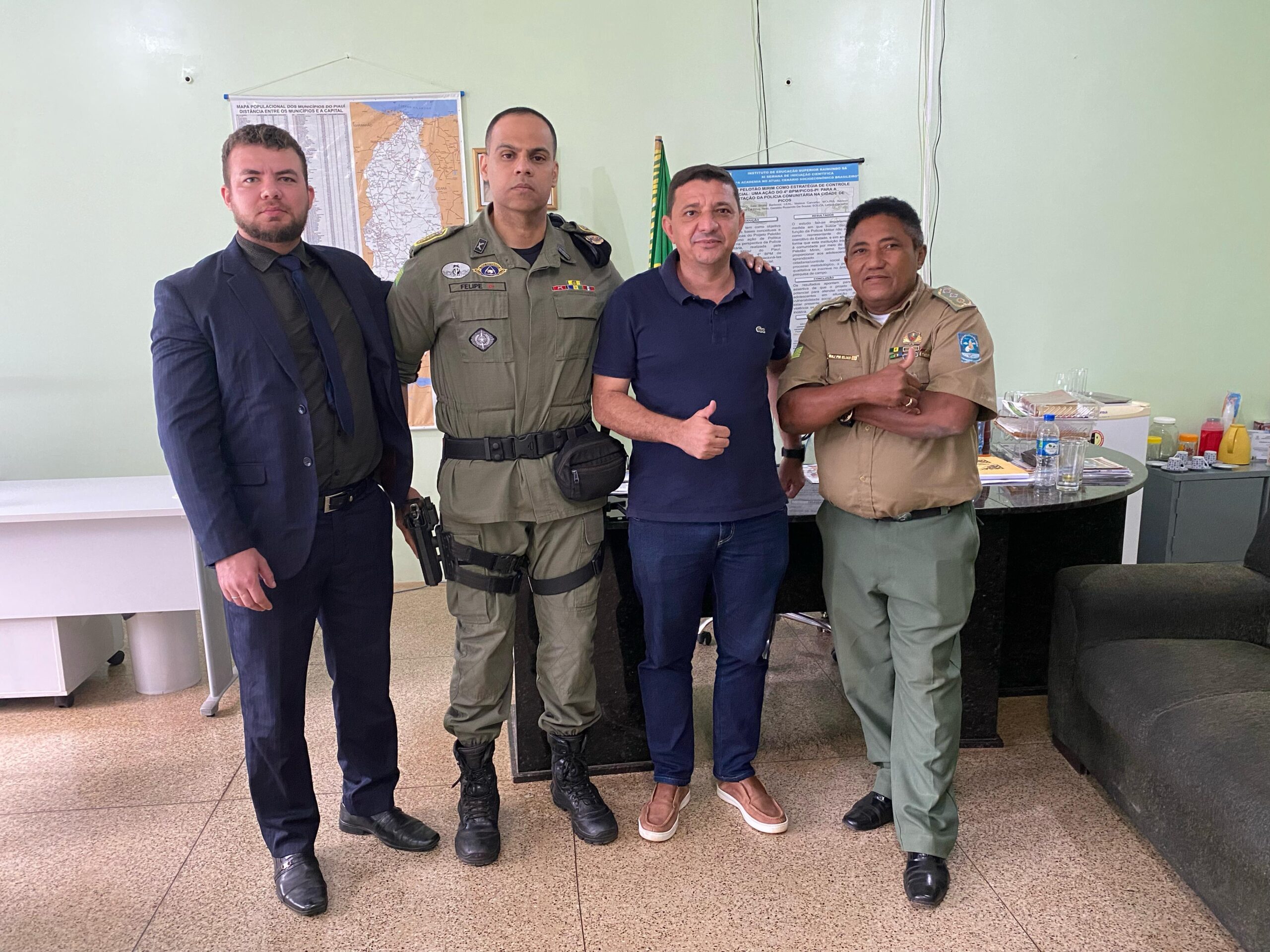 Prefeito Marciano Macedo reforça parceria com a Policia Militar para fortalecer segurança pública em Aroeiras do Itaim
