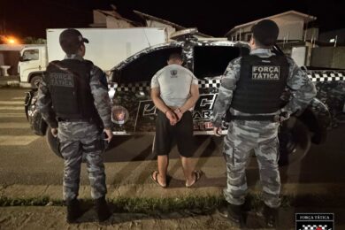 PM prende suspeito de roubo a Posto no bairro Ipueiras