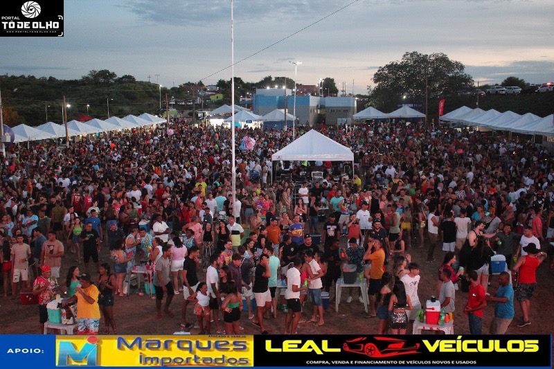 Veja fotos do primeiro dia de Carnaval da Barragem de Bocaina