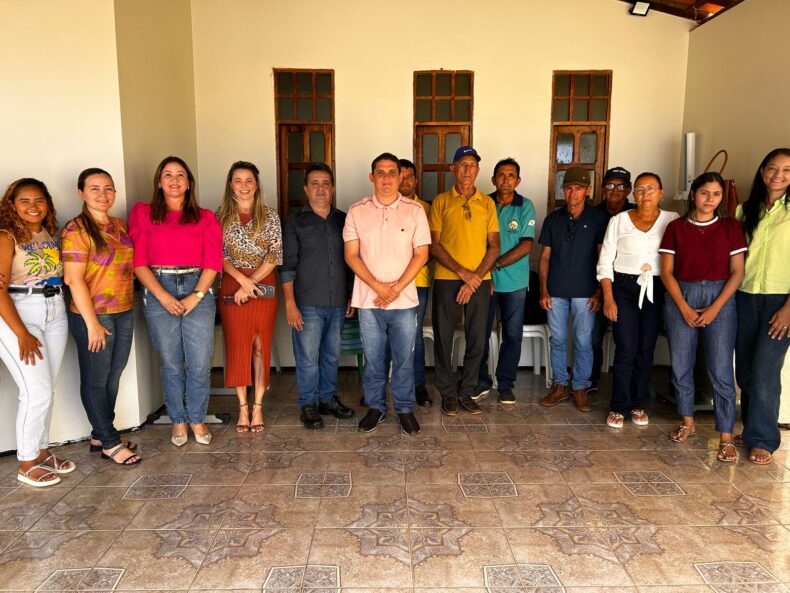Assistência Social de Aroeiras do Itaim promove Encontro Intersetorial sobre Cadastro Único e Bolsa Família