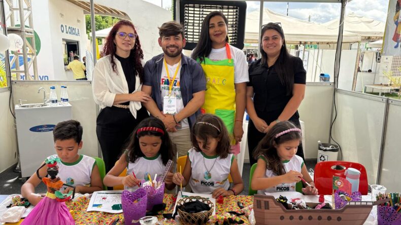 Equipe do PPAIC da Seme Picos participa do Diálogos pelo Piauí com apresentação de oficinas