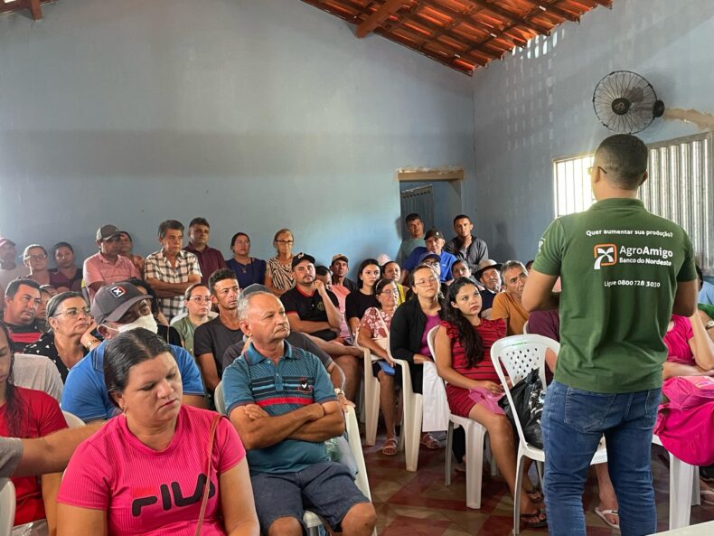Palestra do Agroamigo reúne agricultores em Aroeiras do Itaim com apoio da Secretaria de Agricultura e Sindicato Rural