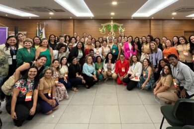 Secretária da Mulher de Aroeiras do Itaim participa de encontro estadual em Teresina
