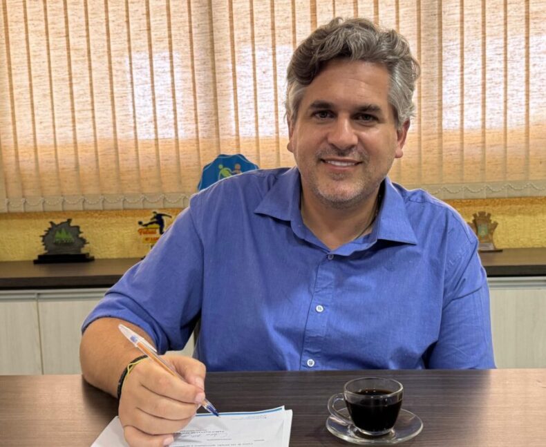 Prefeito de Picos decreta ponto facultativo no dia 2 de maio