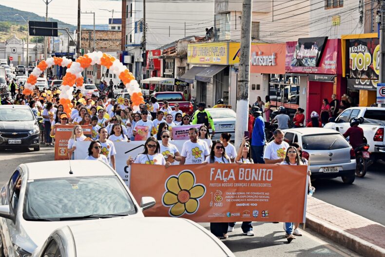 Prefeitura de Picos realiza caminhada do Maio Laranja em combate ao abuso e exploração sexual de crianças e adolescentes