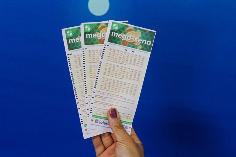 Mega-Sena acumula e prêmio chega a R$ 100 milhões
