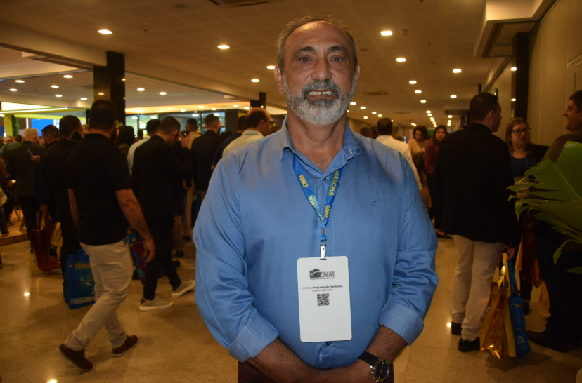 Prefeito de Santo Antônio de Lisboa, Erivaldo Lopes, participa da Marcha dos Prefeitos em Brasília