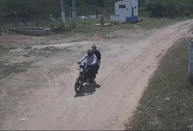 Polícia divulga imagens de suspeitos de matar homem em São Julião do Piauí