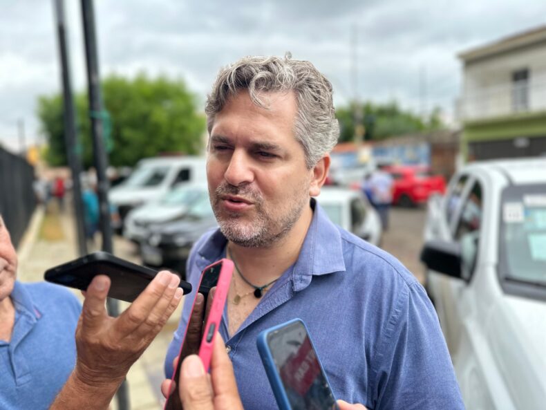 Prefeito Pablo Santos antecipa metade do 13º dos servidores