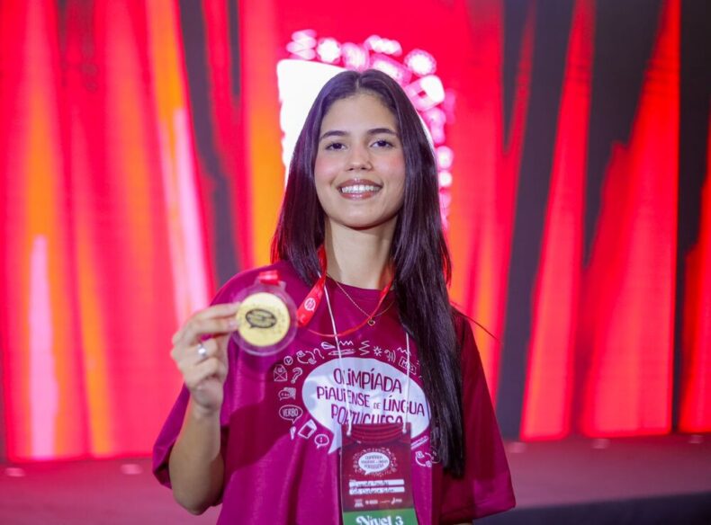 Seduc paga bolsas para mais de 500 medalhistas em olimpíadas do conhecimento