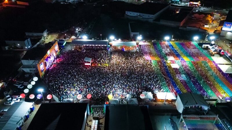 Último dia do Picos Cidade Junina 2025 têm Wesley Safadão e arena lotada; Veja Fotos