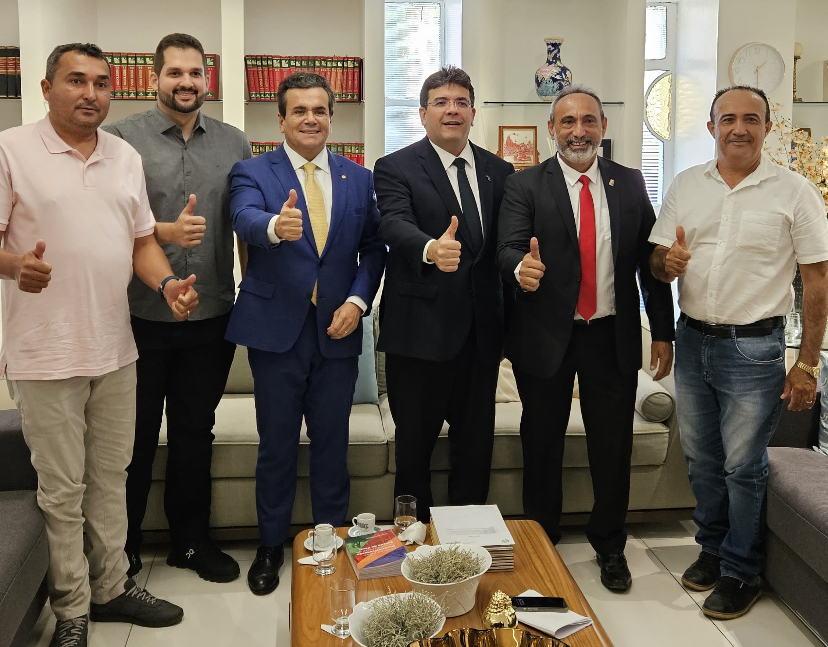 Prefeito Erivaldo Lopes se reúne com o governador Rafael Fonteles e apresenta demandas prioritárias de Santo Antônio de Lisboa