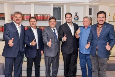 Prefeito Dr. Abimael Lima garante novos investimentos para Dom Expedito Lopes em audiência com o Governador Rafael Fonteles