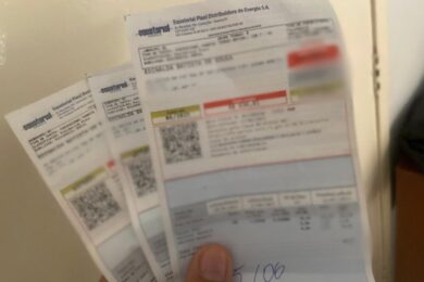 Conta de luz ficará mais cara em agosto com bandeira vermelha no patamar máximo