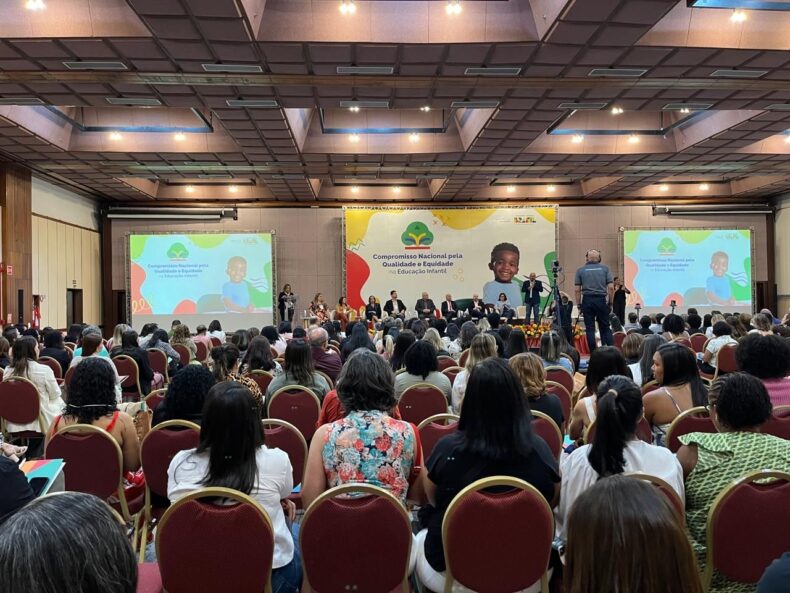 Prefeitura de Aroeiras do Itaim participa do Seminário Regional do Nordeste sobre Educação Infantil