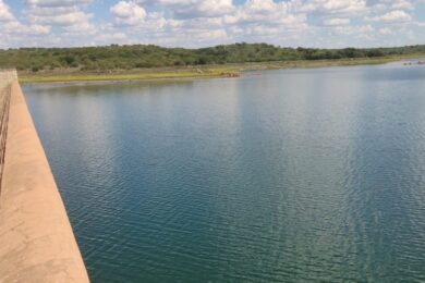 Defesa Civil vai licitar obras da adutora de Jaicós