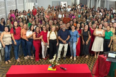 Prefeito Erivaldo Lopes anuncia aumento salarial para todos os profissionais da Educação de Santo Antônio de Lisboa