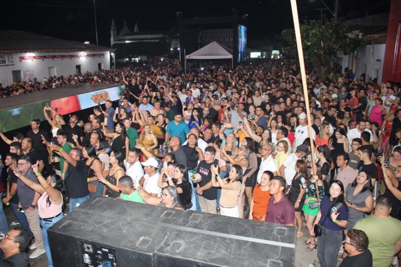Veja fotos do encerramento da Festa do Caju 2025 com shows de Zezo, Matruz com Leite e Tony Souza