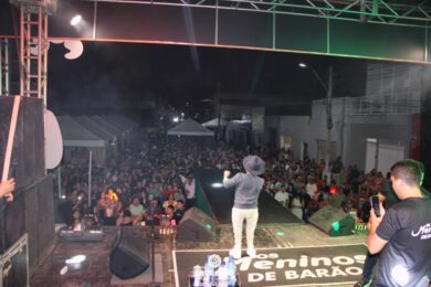 Veja fotos do primeiro dia da XVIII Festa do Caju de Santo Antônio de Lisboa