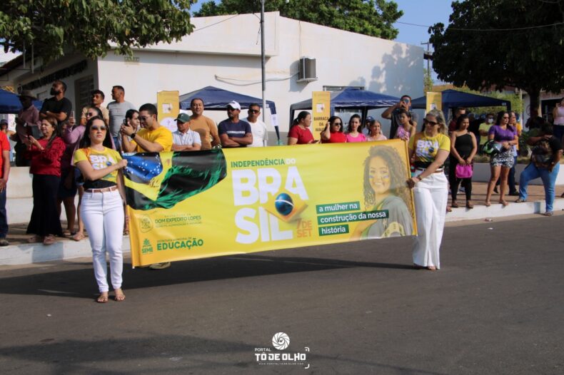 Veja fotos do Desfile de 7 de setembro em Dom Expedito Lopes