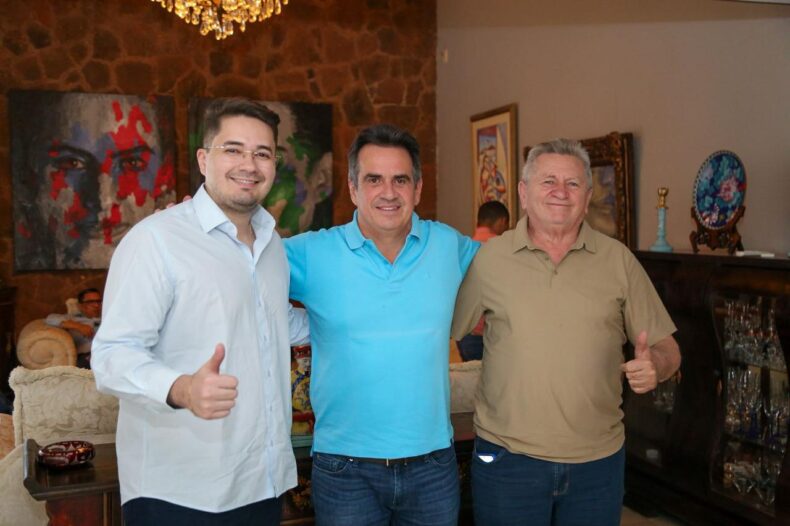 Prefeito Dr. Abimael Lima se reúne com senador Ciro Nogueira em busca de investimentos para Dom Expedito Lopes