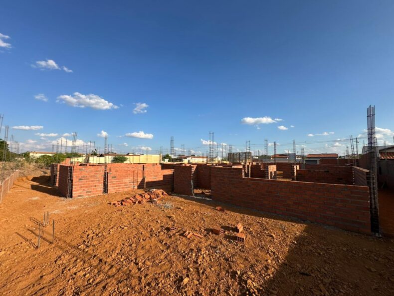 Picos avança na construção do CAPS no bairro Ipueiras
