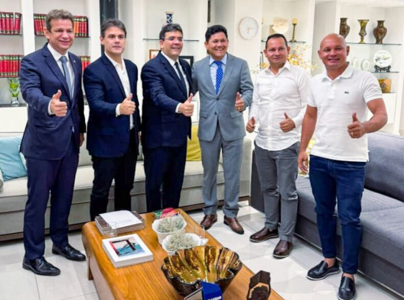 Severo Eulálio participa de reunião com o governador Rafael Fonteles para tratar de demandas de Miguel Alves