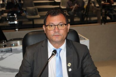 Câmara aprova projeto do vereador Chaguinha que cria programa de acolhimento e monitoramento de animais em situação de rua