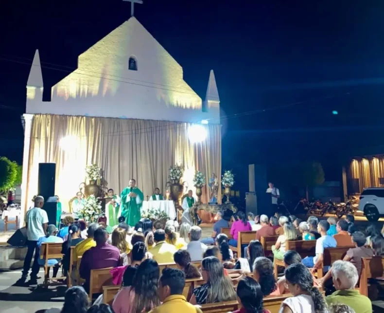 Missa em Ação de Graças marca o encerramento das festividades dos 26 anos de Aroeiras do Itaim