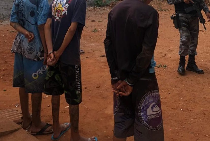 PM resgata reféns de tribunal do crime em Picos