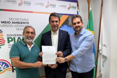 Prefeito Erivaldo Lopes participa de reunião na SEMAR-PI e fortalece parceria ambiental com o Governo do Estado
