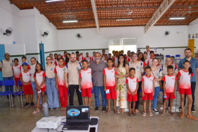 Prefeitura de Santo Antônio de Lisboa realiza aula inaugural do Pelotão Mirim em parceria com a PM